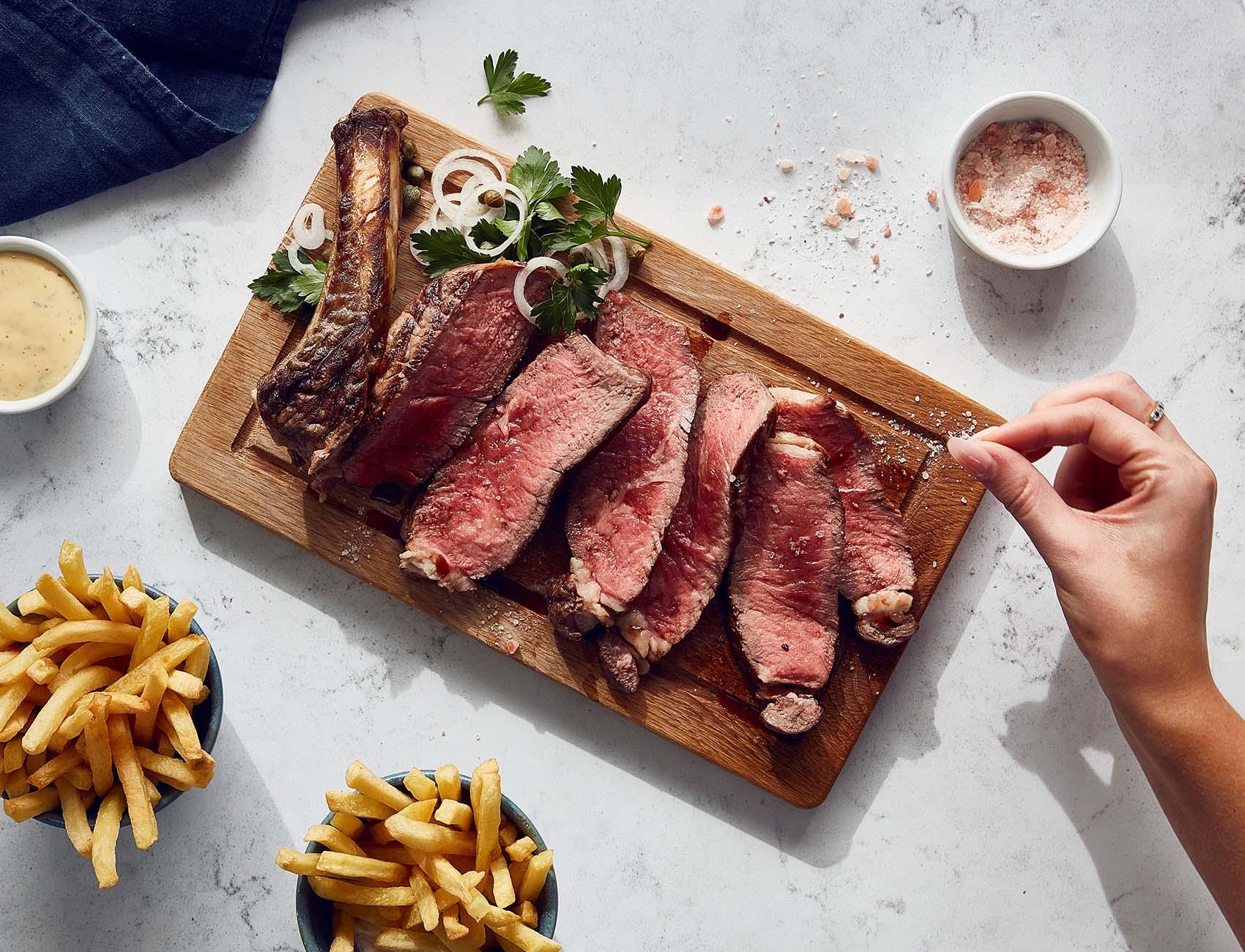 Enjoy £10 off steak 